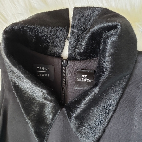 SOLD!!!Dress - Picture 4 of 4